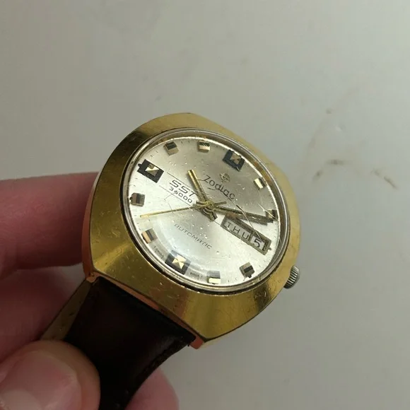 Zodiac SST 36000 Men's Hi-Beat Automatic Watch - Picture 7 of 7